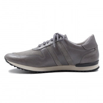 vue interieur sneakers cuir daim gris jules & jenn