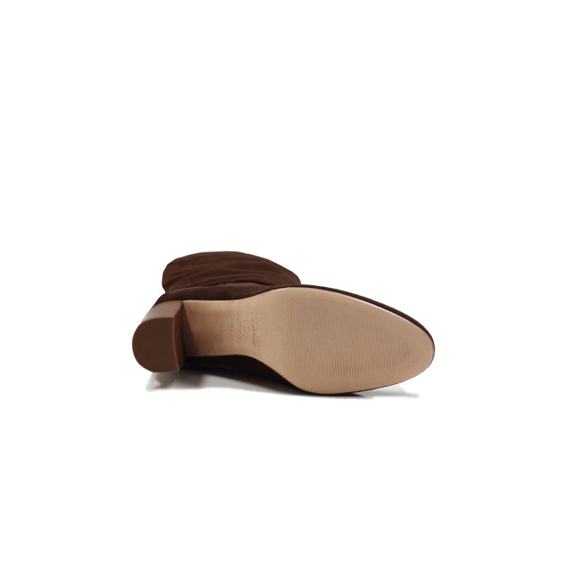 vue dessous bottes drapees cuir daim marron jules & jenn