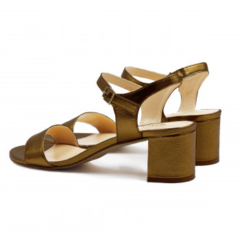 vue arriere sandales moyen talon cuir metallise bronze jules & jenn