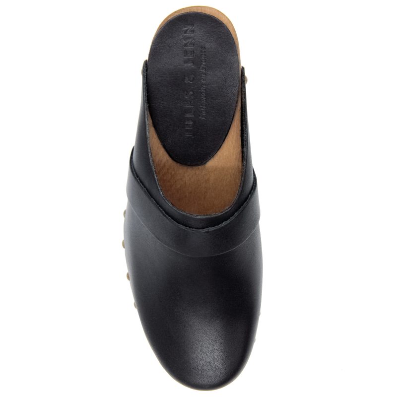 vue dessus sabots bois cuir noir jules jenn