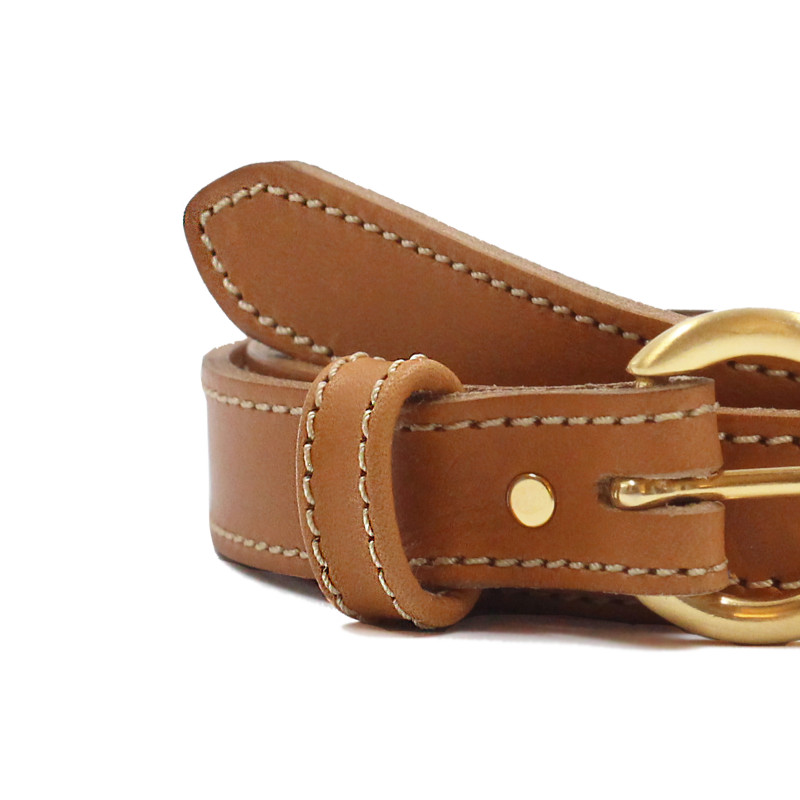 vue serree ceinture boucle d'or cuir camel jules & jenn