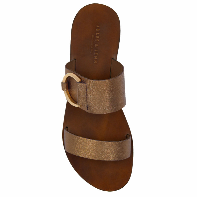 vue dessus sandales plates boucle cuir metallise bronze jules & jenn
