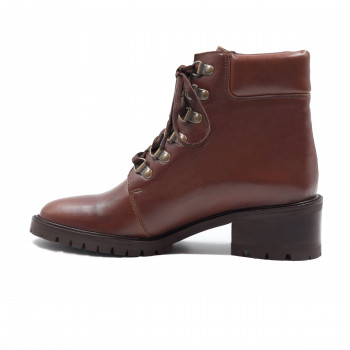 vue interieur bottillons montagne cuir camel jules & jenn