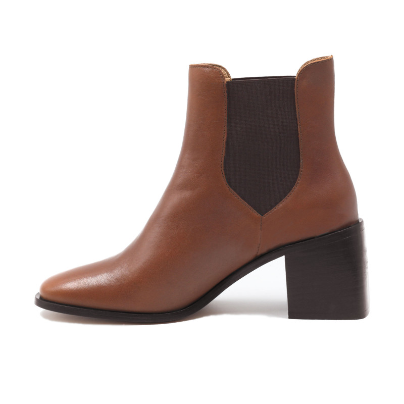 vue interieur bottines chelsea talon cuir camel jules & jenn