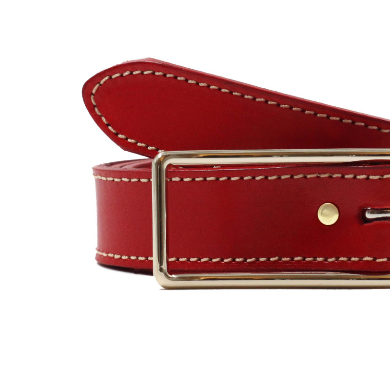 vue serree ceinture papillon cuir rouge jules & jenn