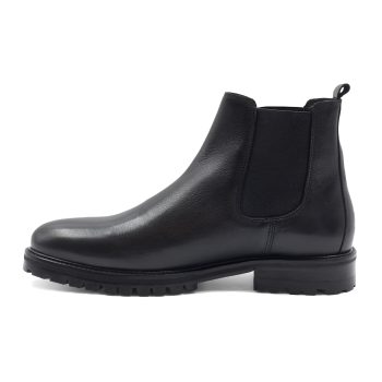 vue interieur chelsea boots crantees cuir noir jules & jenn