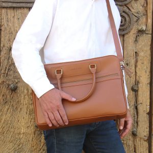 vue portee sacoche cuir grave cognac jules & jenn