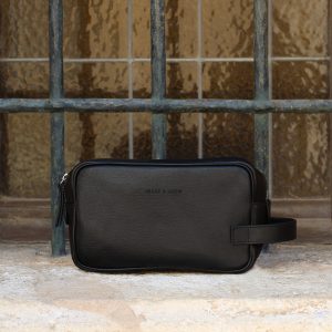 vue posee trousse de toilette cuir grave noir jules & jenn