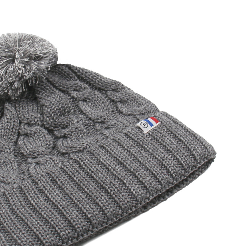 vue serree bonnet pompon laine gris jules & jenn