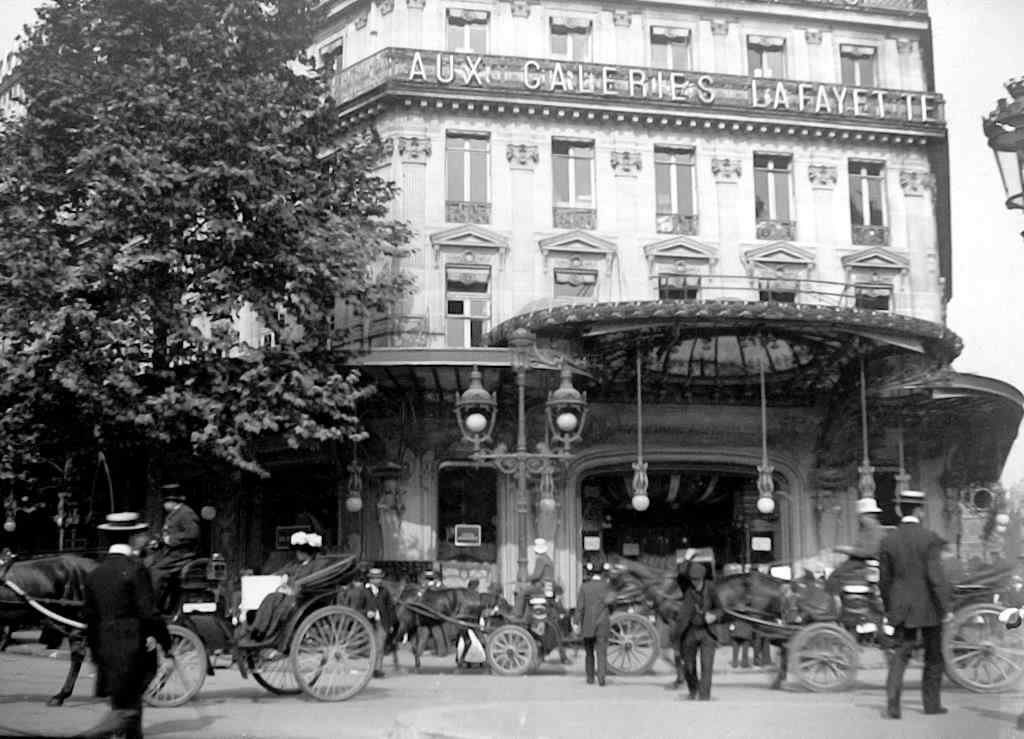 Ancien batiment Galeries Lafayette jules jenn