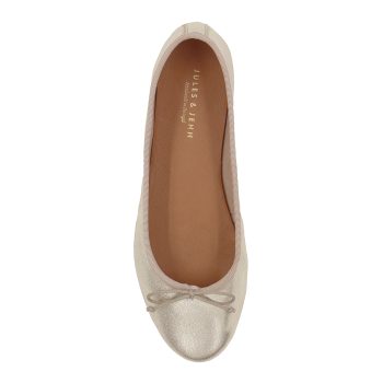 vue dessus ballerines classiques cuir metallise dore jules & jenn