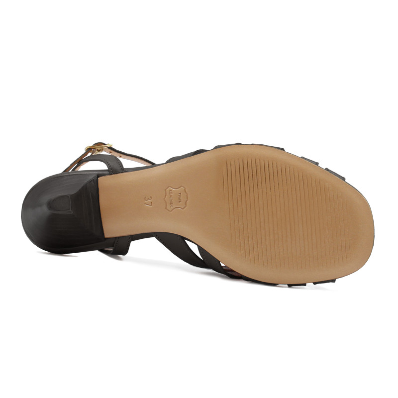 vue dessous sandales moyen talon brides cuir noir jules & jenn