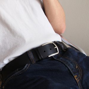 vue portee ceinture paris cuir noir jules & jenn