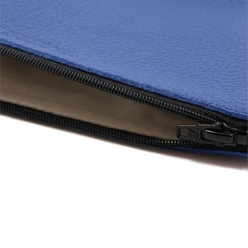 vue interne pochette cuir graine upcycle bleu moyen modele jules & jenn