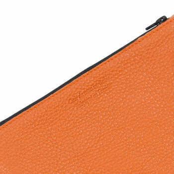 vue detail pochette cuir graine upcycle orange moyen modele jules & jenn