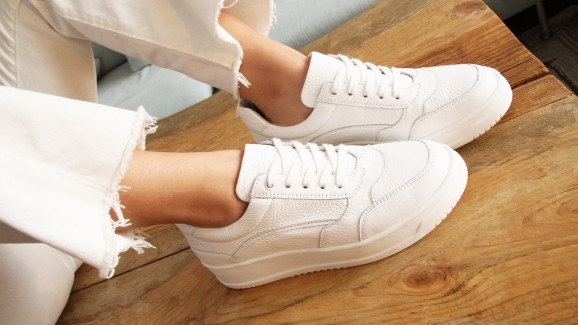 baskets vintage cuir graine blanc jules & jenn