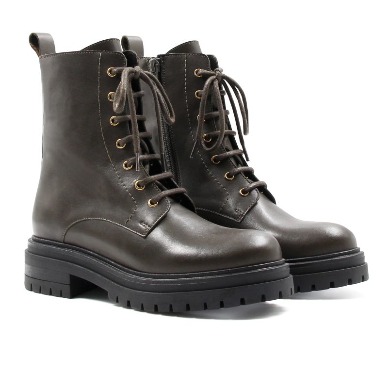 bottines ranger crantees cuir kaki jules & jenn