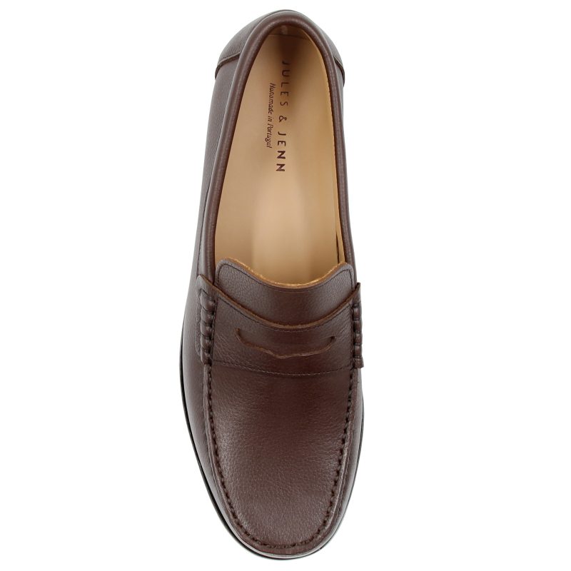 vue dessus mocassins urbains cuir graine marron jules & jenn