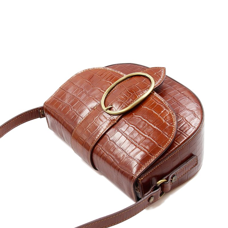 vue dessus sac boucle cuir imprime crocodile cognac jules & jenn